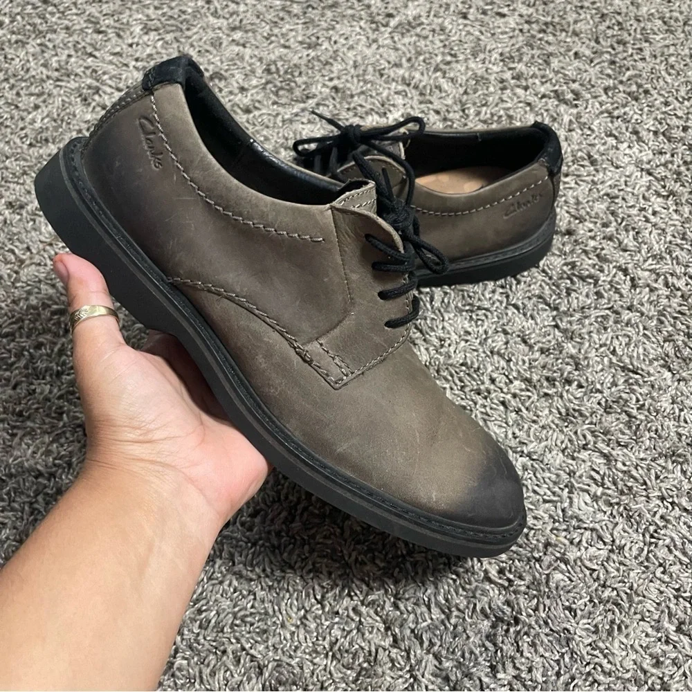 Clarks Atticus LT Lace 26162726 Mens Gray Oxfords Lace Ups Plain Toe Shoes 8